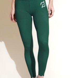 Peloton | Scalloped Leggings Emerald Green Small